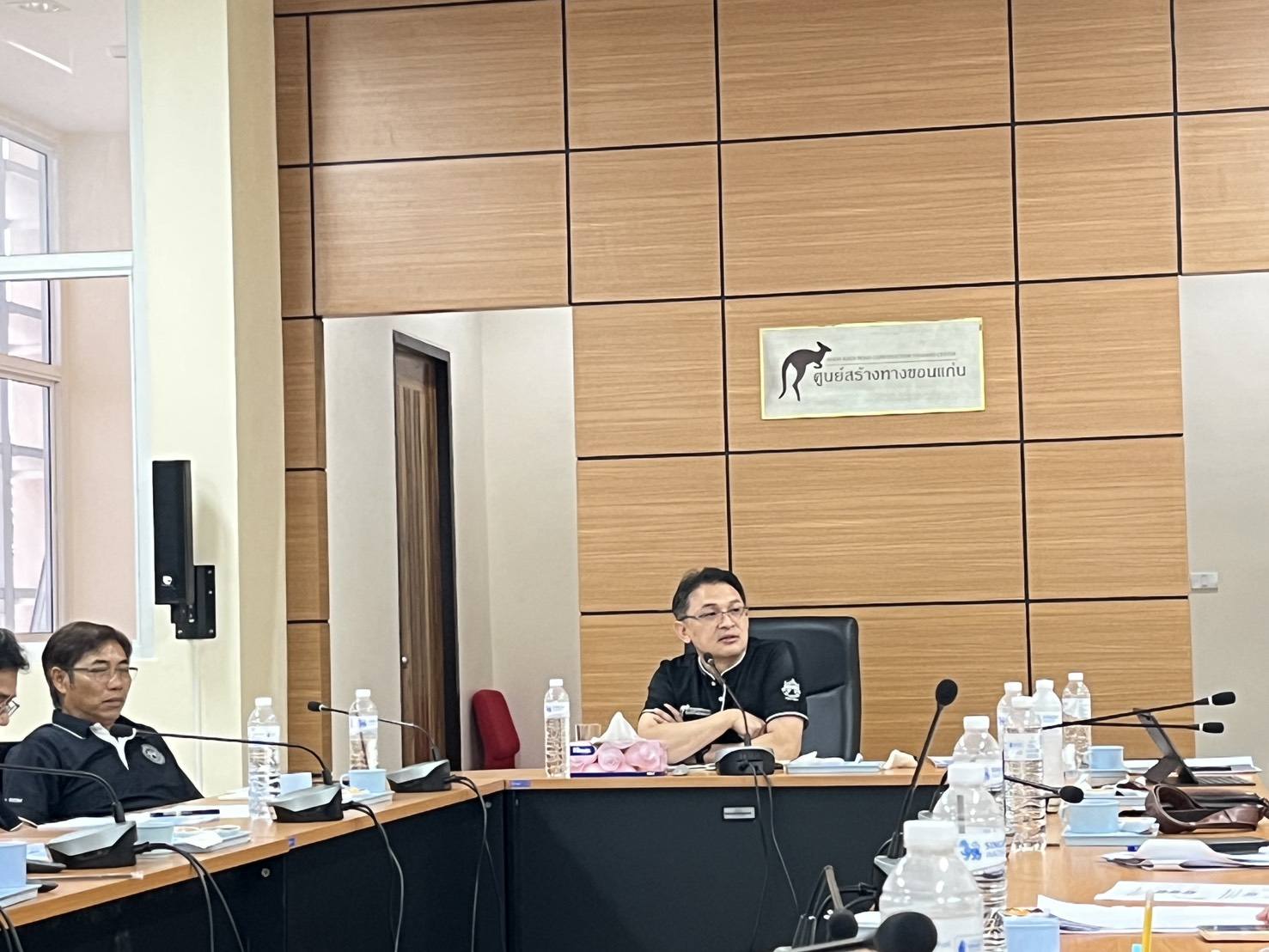 On February 24, 2026, at 9:30 AM, Mr. Noraphat Trisirichoti, Director of the Khon Kaen Road Construction Center, held a meeti